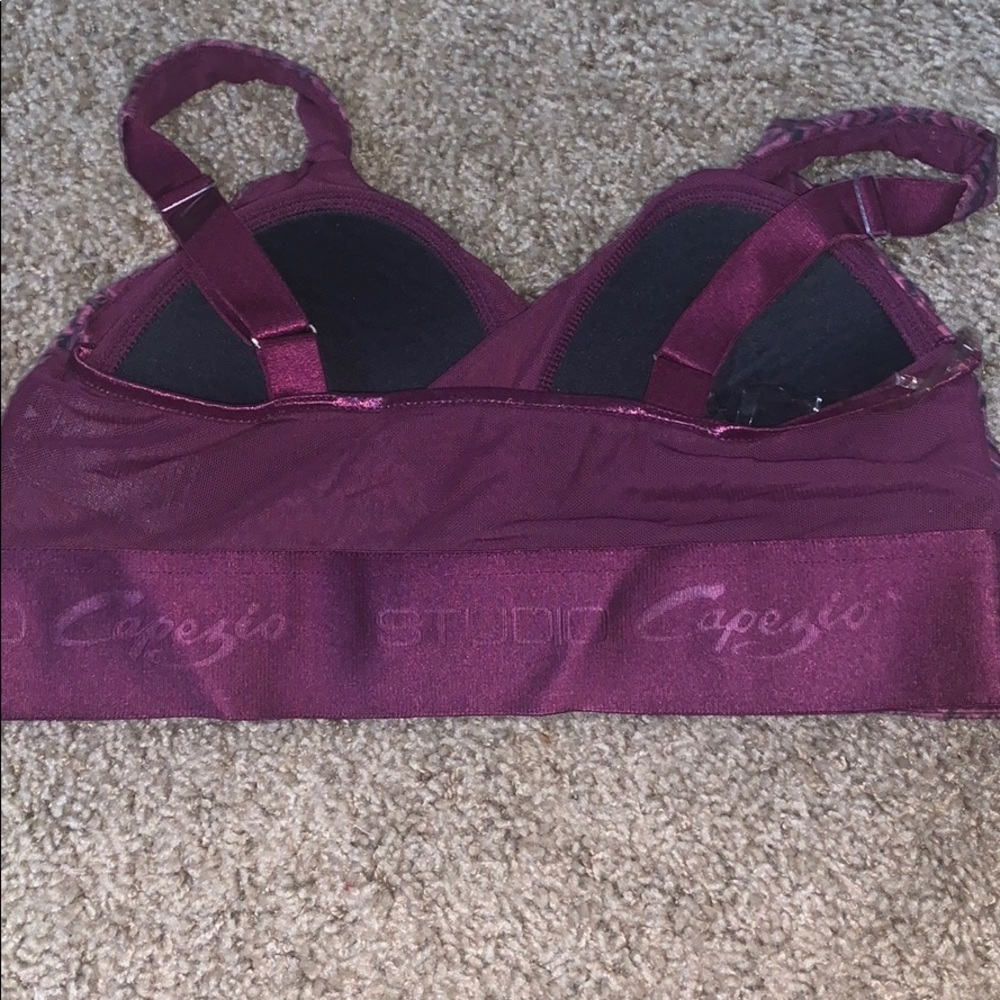 Sports bra - Picture 2 of 3